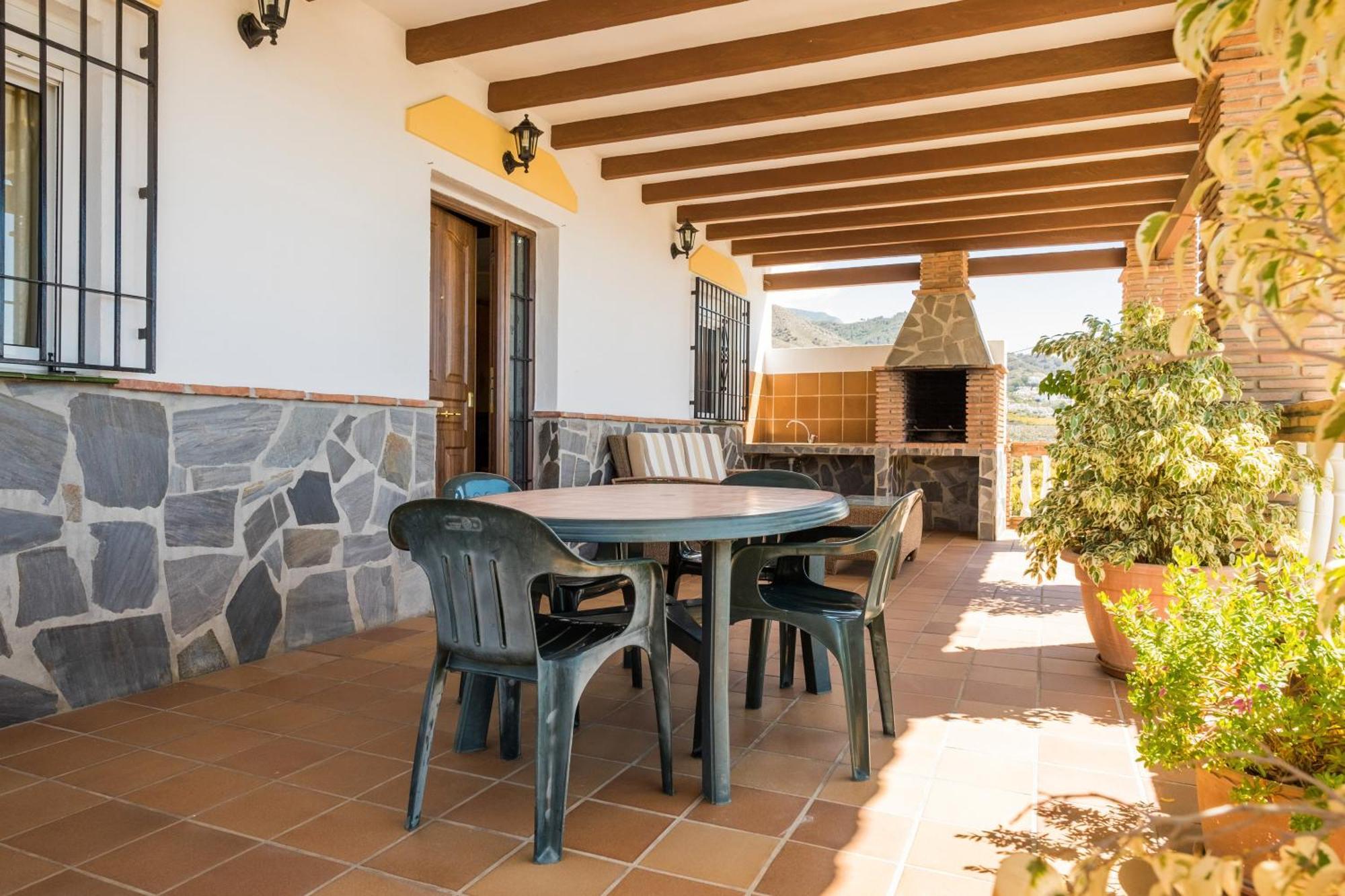 El Peli Villa Nerja