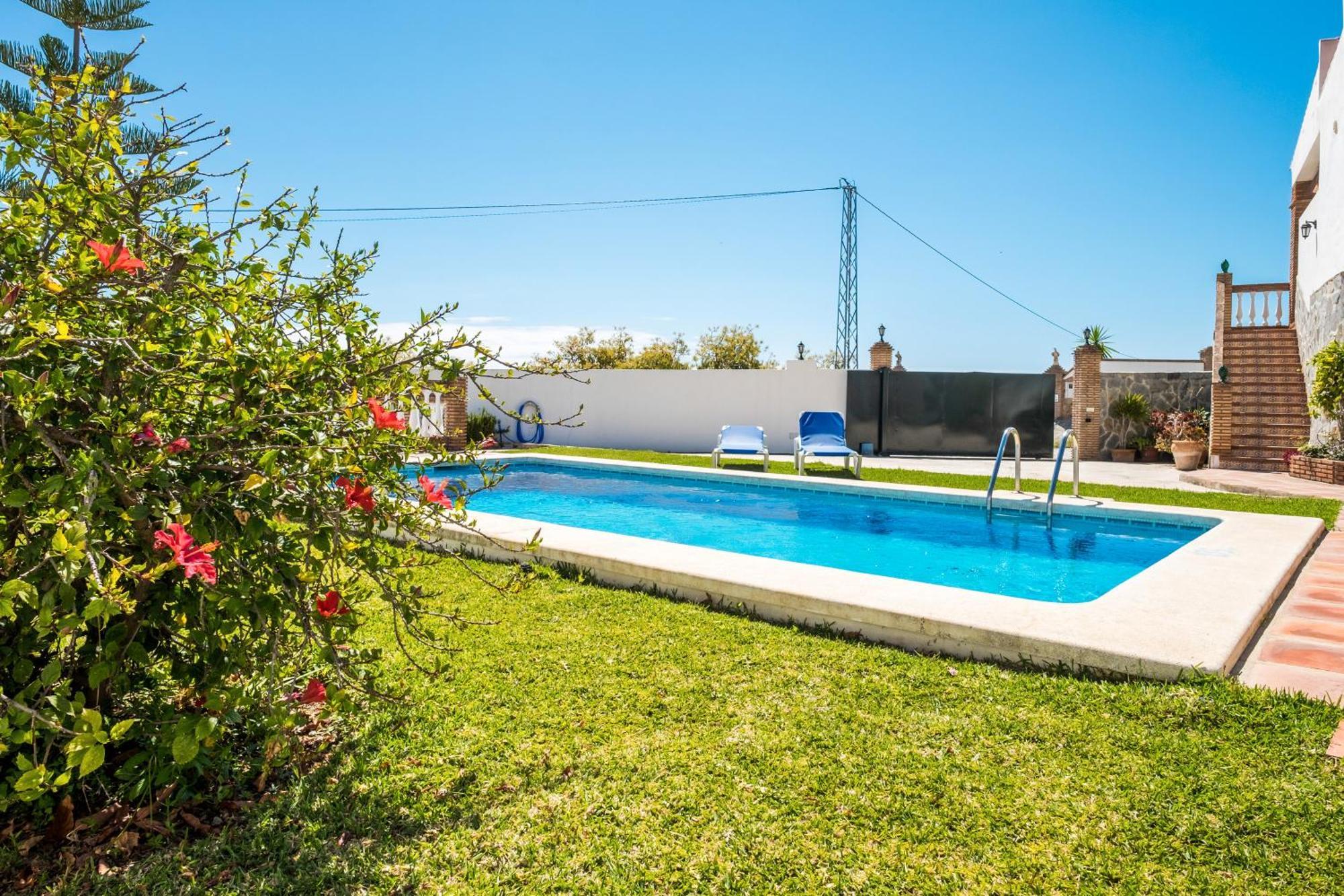 El Peli Villa Nerja
